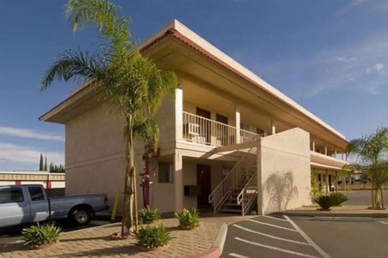 Americas Best Value Inn Calimesa Esterno foto